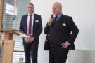 Dr. Unteutsch bedankt sich bei Dietmar Schrägle für den Blick in die Zukunft